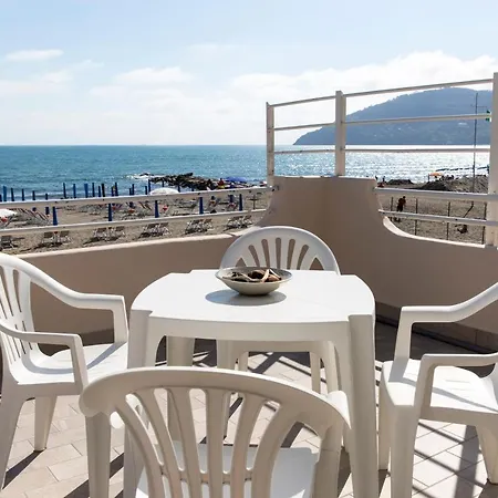 La Pineta Di Marinella Hotel 2*