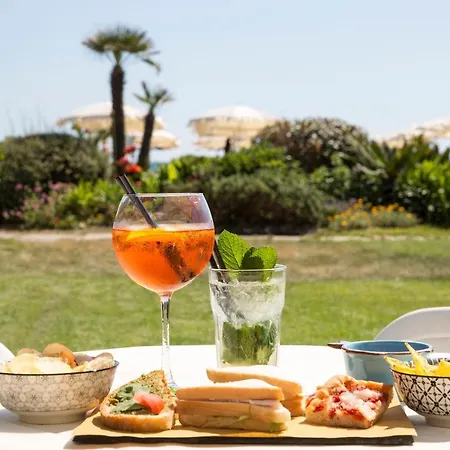 La Pineta Di Marinella Hotel