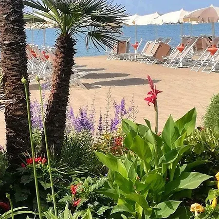 La Pineta Di Marinella 2* Marinella di Sarzana